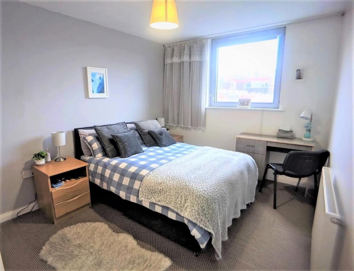 Large 3 Bedrooms In Liverpool City Centre, Free Parking 외부 사진