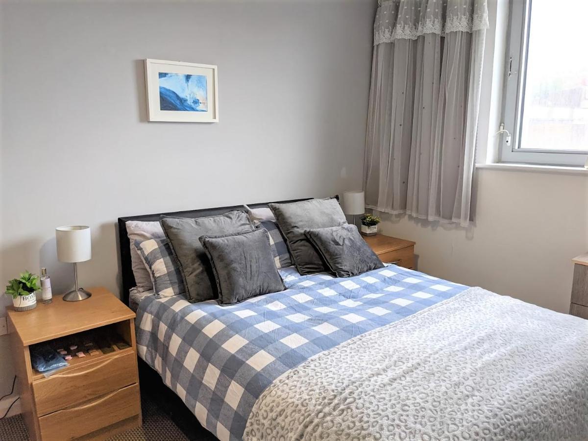 Large 3 Bedrooms In Liverpool City Centre, Free Parking 외부 사진