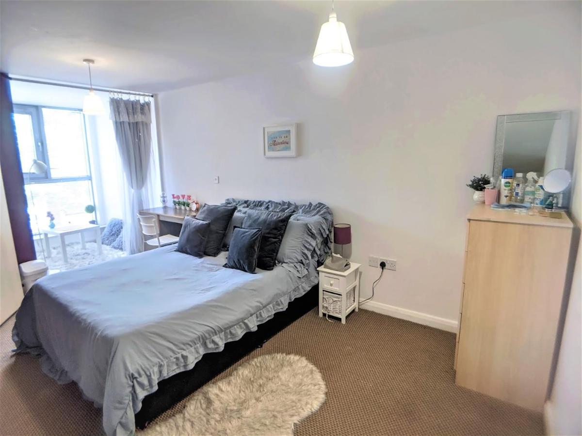 Large 3 Bedrooms In Liverpool City Centre, Free Parking 외부 사진